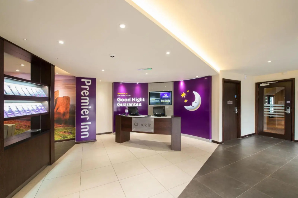 Premier Inn Stourbridge Town Centre - Général