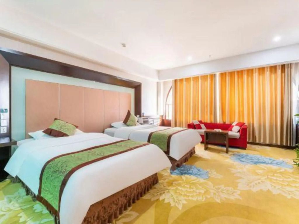 Dynasty Hotel — фото 2