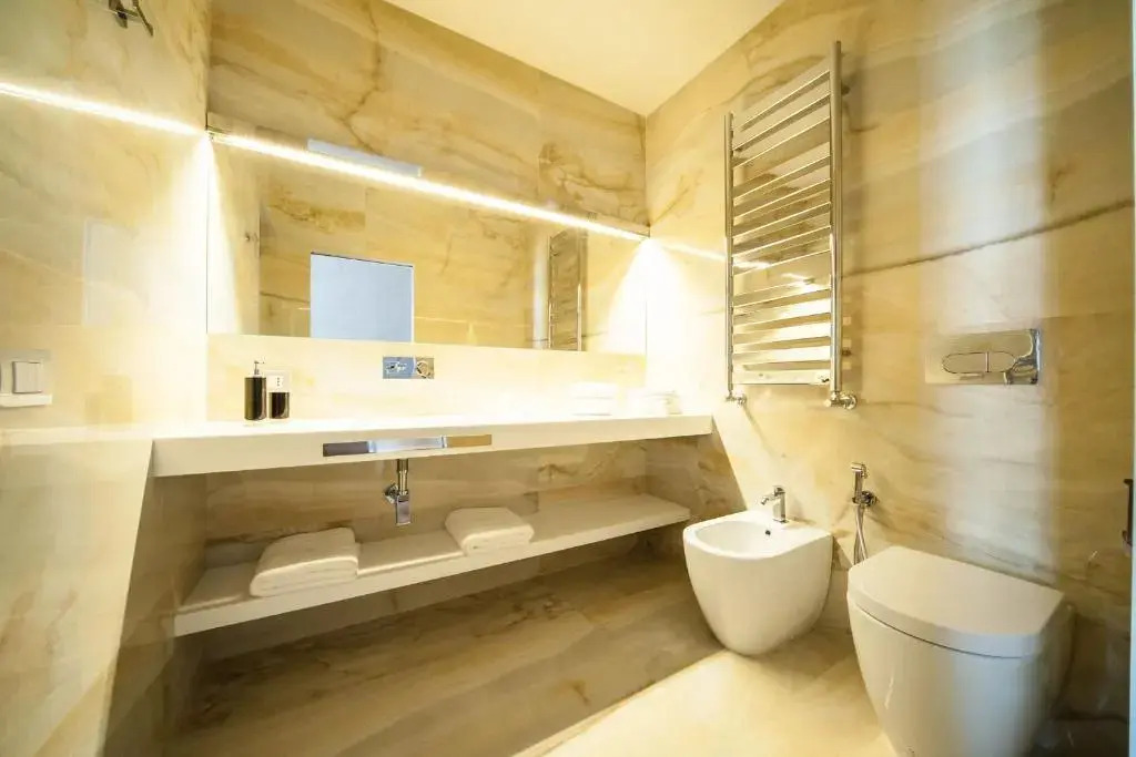Victorian Luxury Suites by null