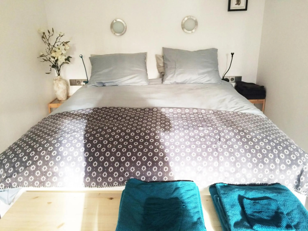 The Quay Amsterdam-Noord by null