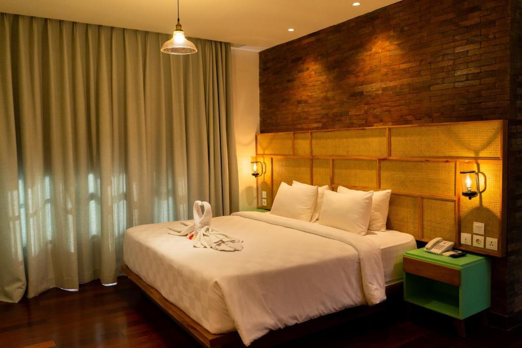 Fourteen Roses Boutique Hotel Legian