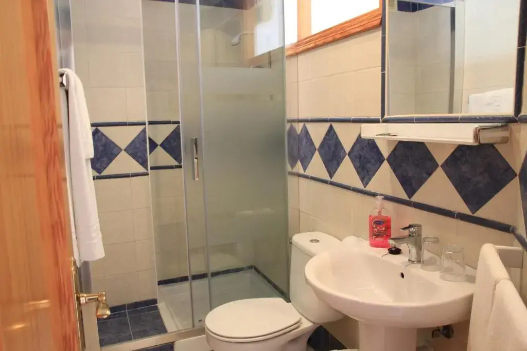 Standard Double room with balcony (full double bed)