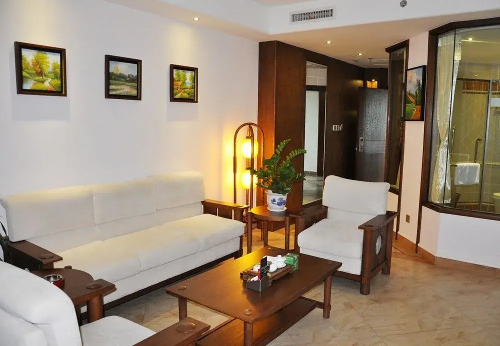 Lobby & Reception