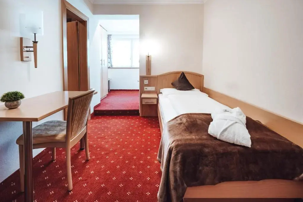 Standard Single room