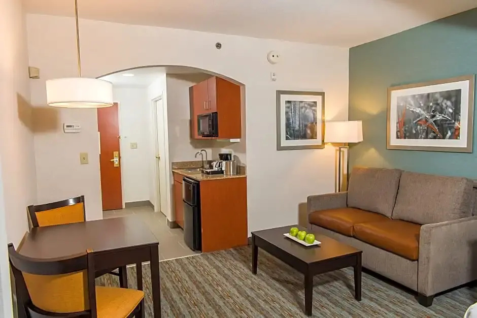 Wyndham Garden Erie - Chambres