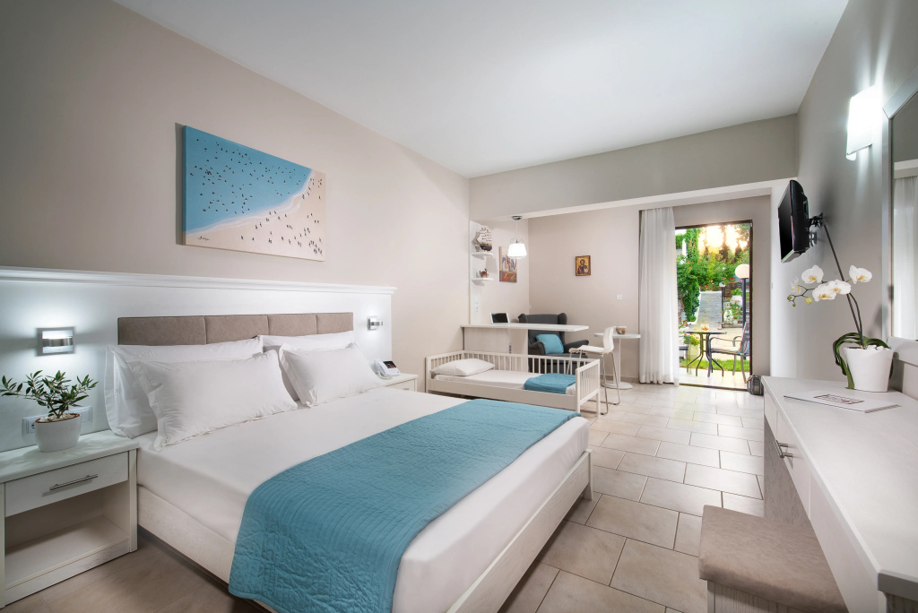 Porfi Beach Hotel - Général