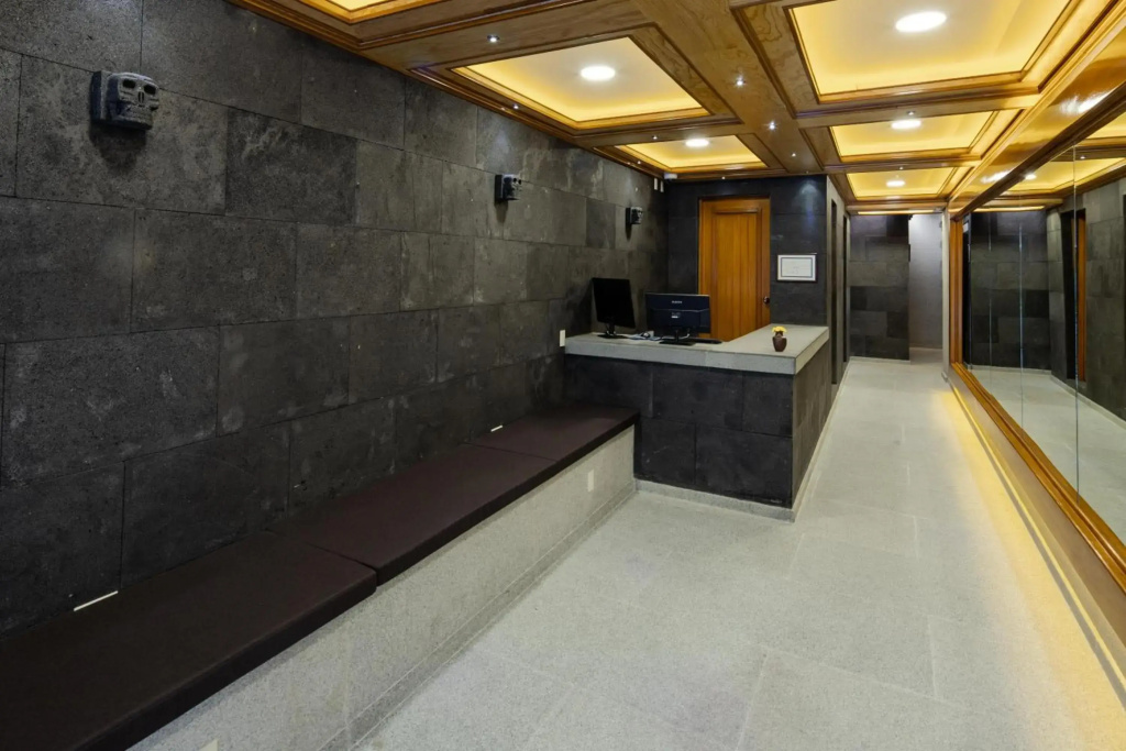 Hotel photo 12