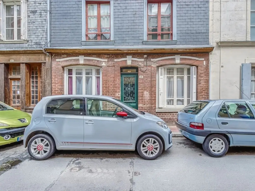 Cosy Studio Apartment in Honfleur near Harbour
