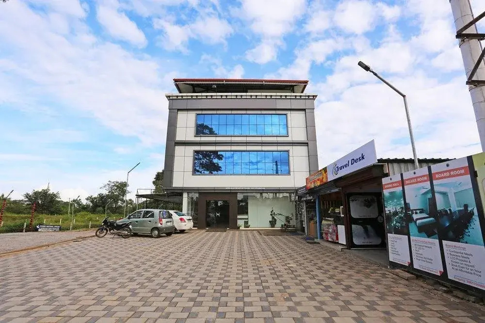 Hotel Le Comforts By OYO Rooms