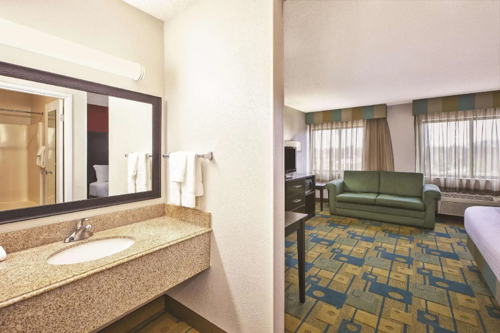 La Quinta Inn by Wyndham Toledo Perrysburg - Chambres
