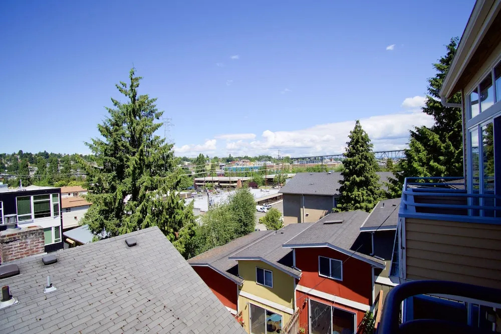 Comfort and Grace on Queen Anne Hill