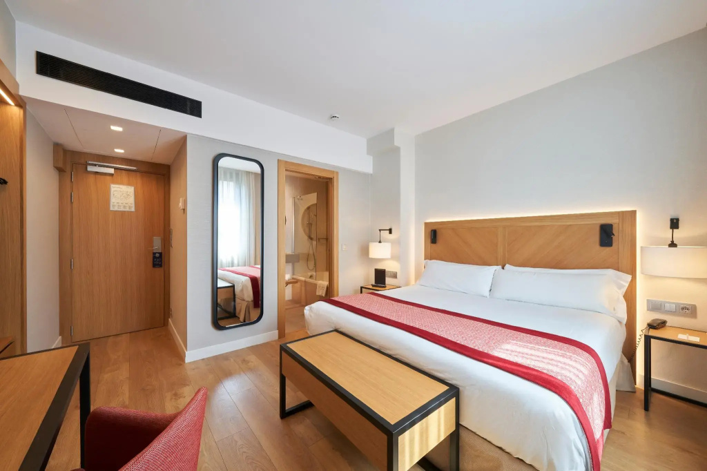 Premium Double room (full double bed)