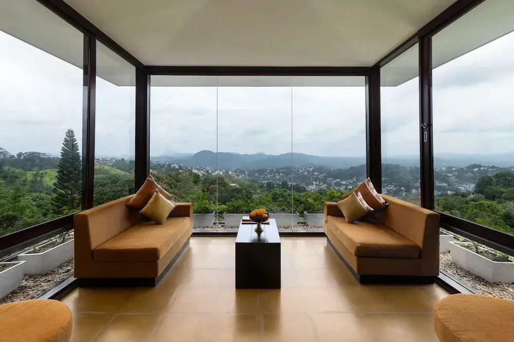 Standard Penthouse room with mountain view