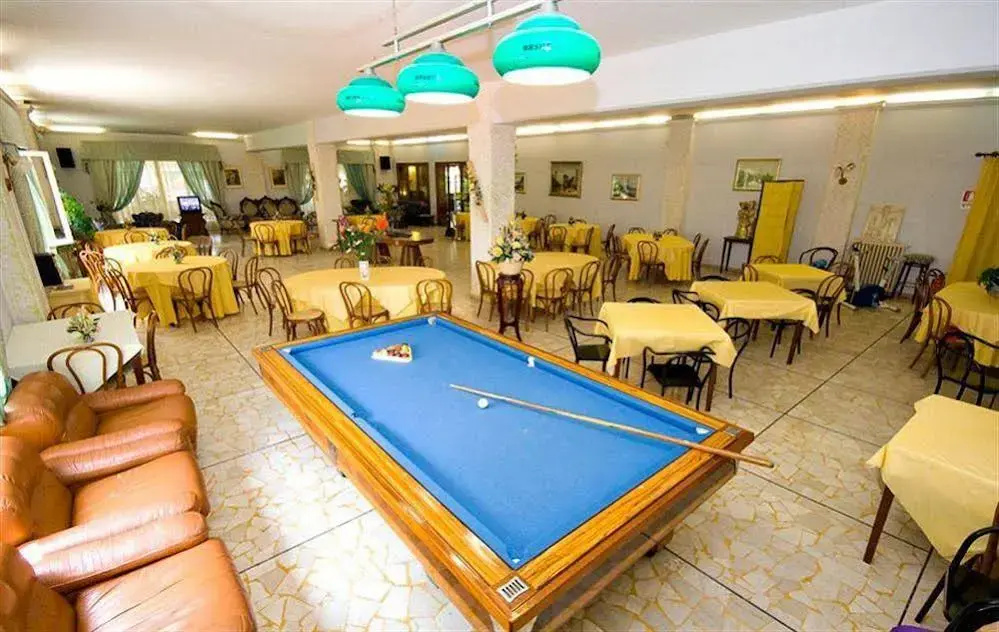Hotel photo 12
