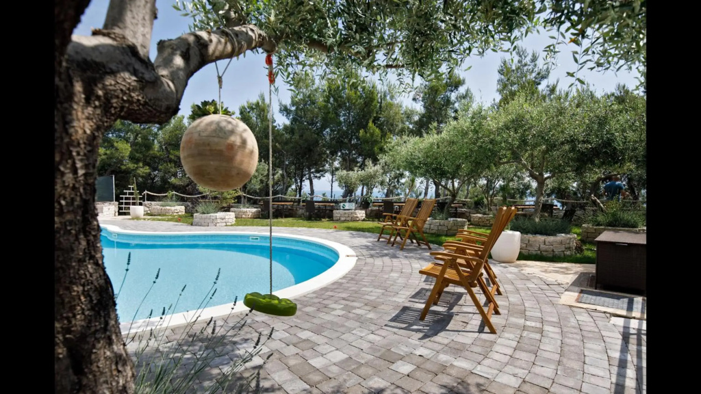Fully Equiped Beach Apartments With its own Balcony