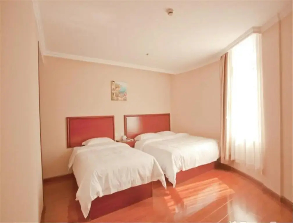 GreenTree Inn Liaoning Dalian Railway Station South Shengli Square Express Hotel - Chambres