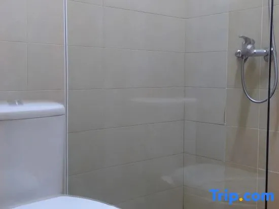Superior Double room (full double bed)