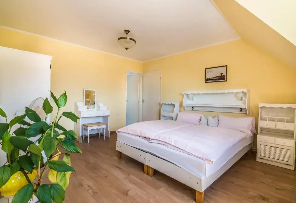 Nemes Apartmanhaz Heviz - Chambres