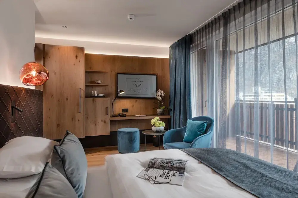 Superior Double room with balcony (full double bed)