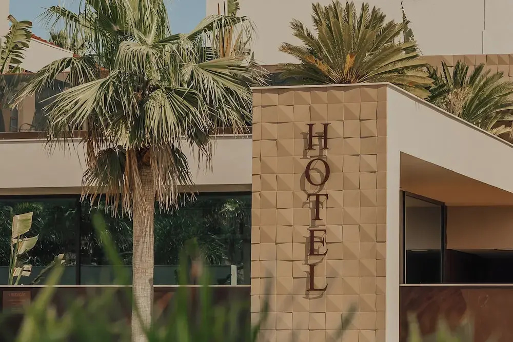 Leiriartem Hotel