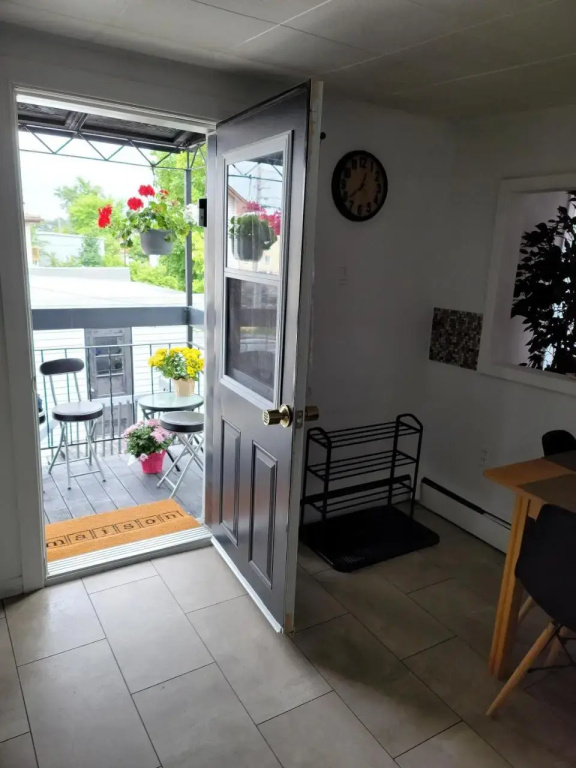 Vibrant apartment in the heart of the town - фото 19