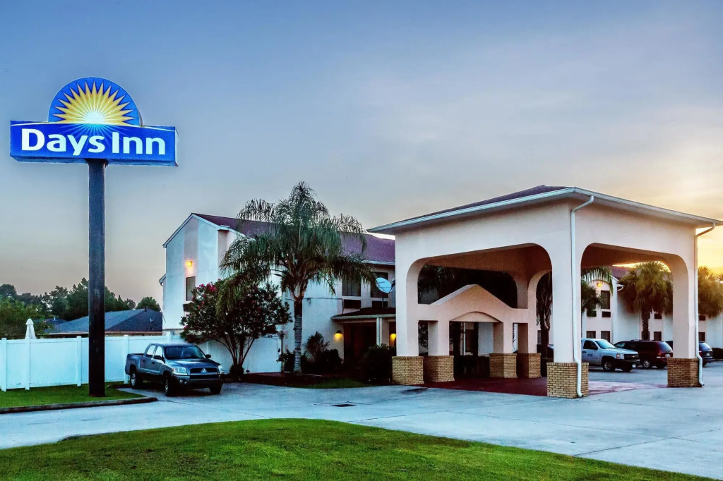 Days Inn by Wyndham Houma LA