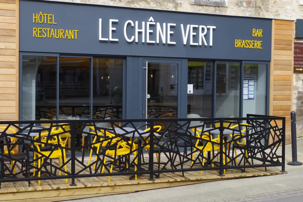 Voir la photo 1 — Le Chêne Vert