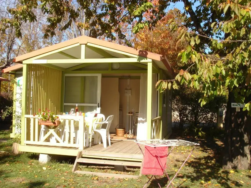2 Bedrooms Chalet