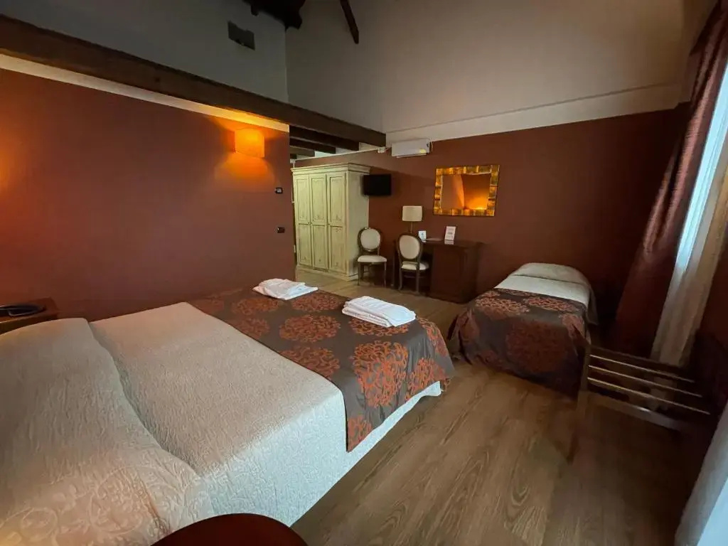 Cascina Marisa Hotel Ristorante - Chambres