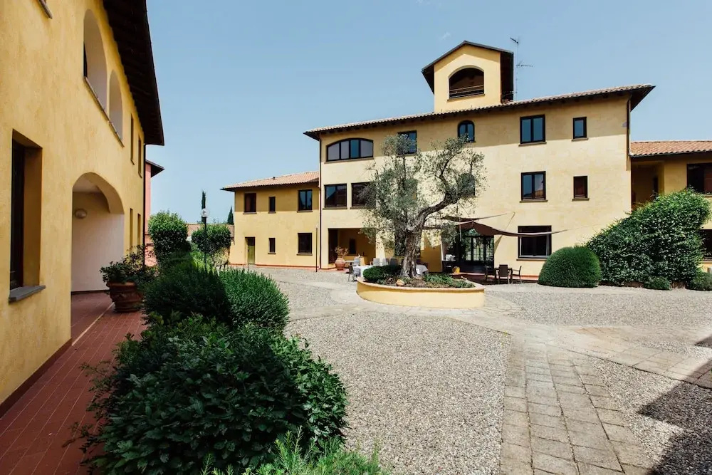 Hotel photo 16