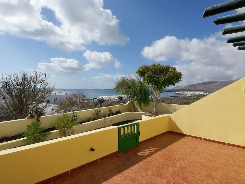 Cozy Apartment in Punta Mujeres With Terrace
