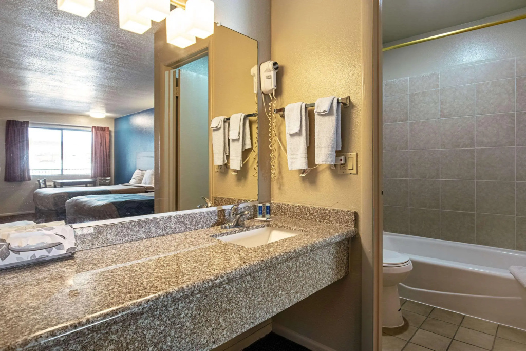 Hotel photo 30