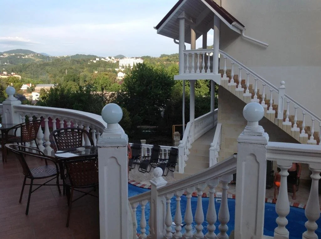 Balcony & Terrace