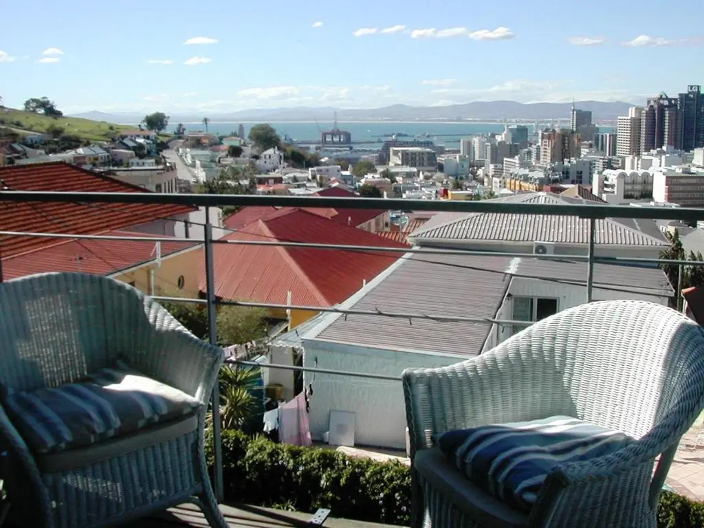 Apartment with mountain view