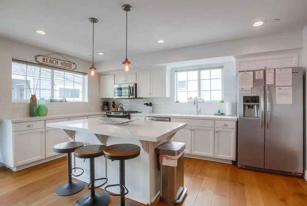 Pacific Pearl 2 Bedrooms 2 Bathrooms Apts