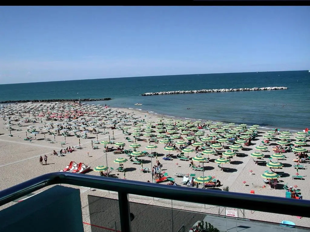 Standard Double room with balcony and with sea view (full double bed)