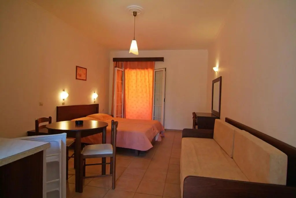 Economy room