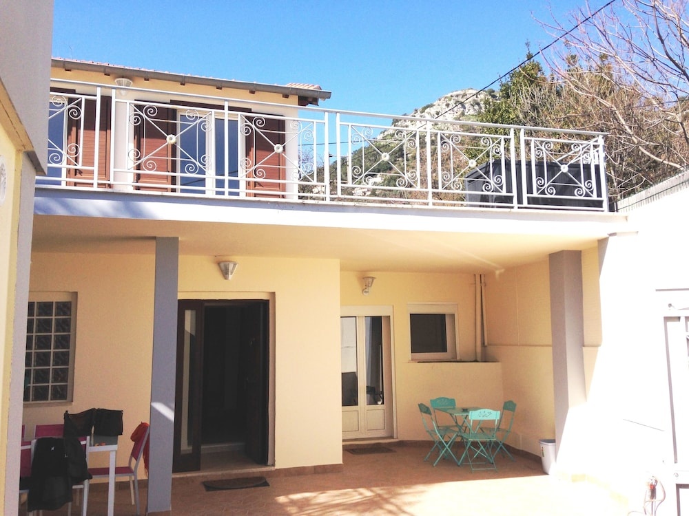 Villa Eden Cap