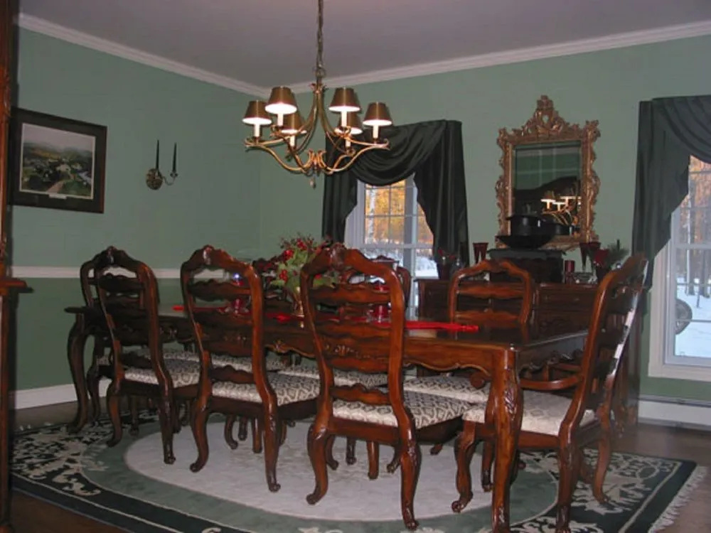 Silver Service Inn - Général