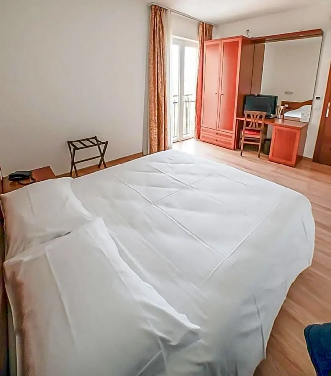 Nuova Barcaccia - Chambres