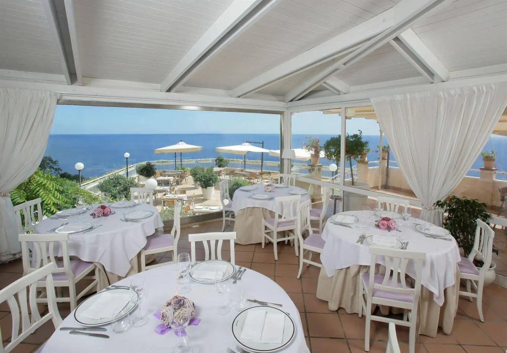 Hotel Crystal Sea - Général