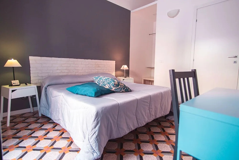 Standard Double room with balcony (full double bed)
