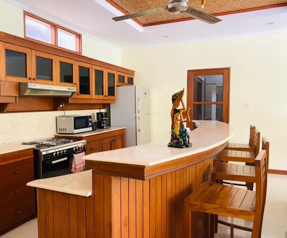 Отель Bali Jade Villas в Денпасаре