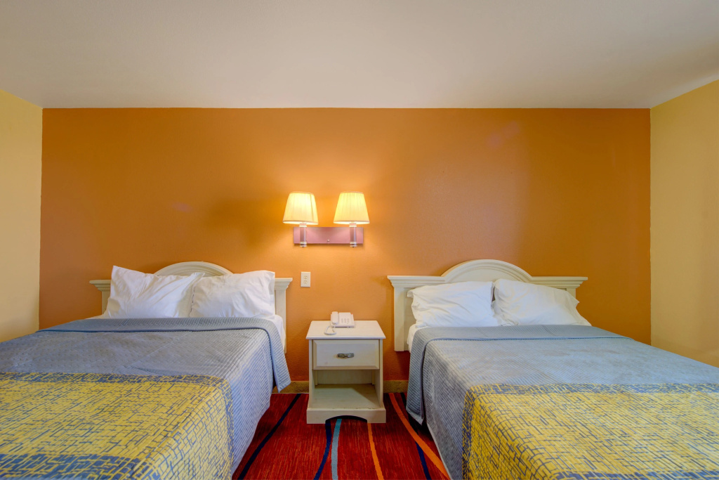 Heights Inn by Townhouse Harker Heights/Killeen — 3
