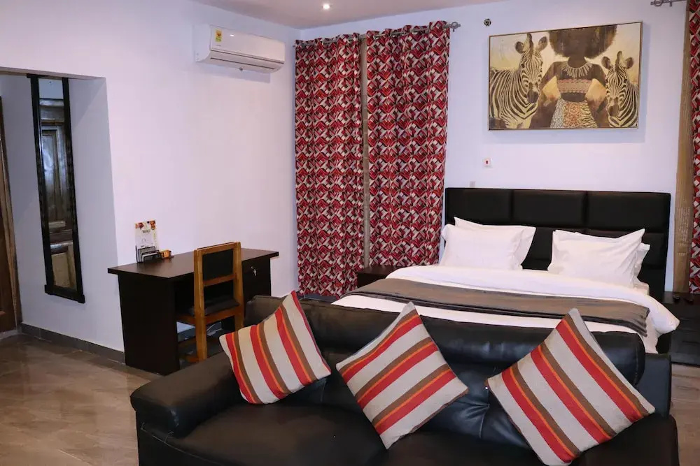 Premier Studio