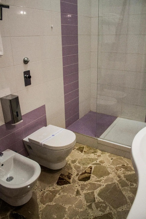 Double room (full double bed)