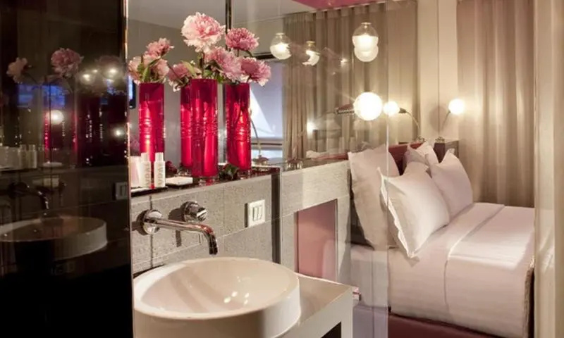 7 Eiffel Hotel 36