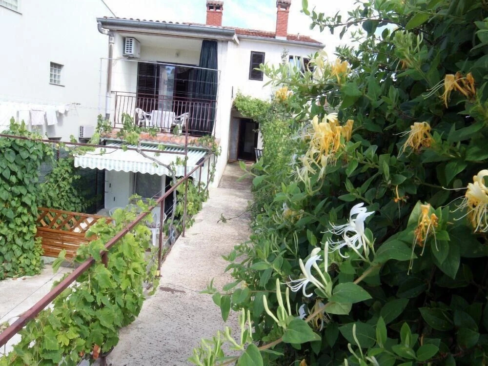 App and Rooms Marojevic