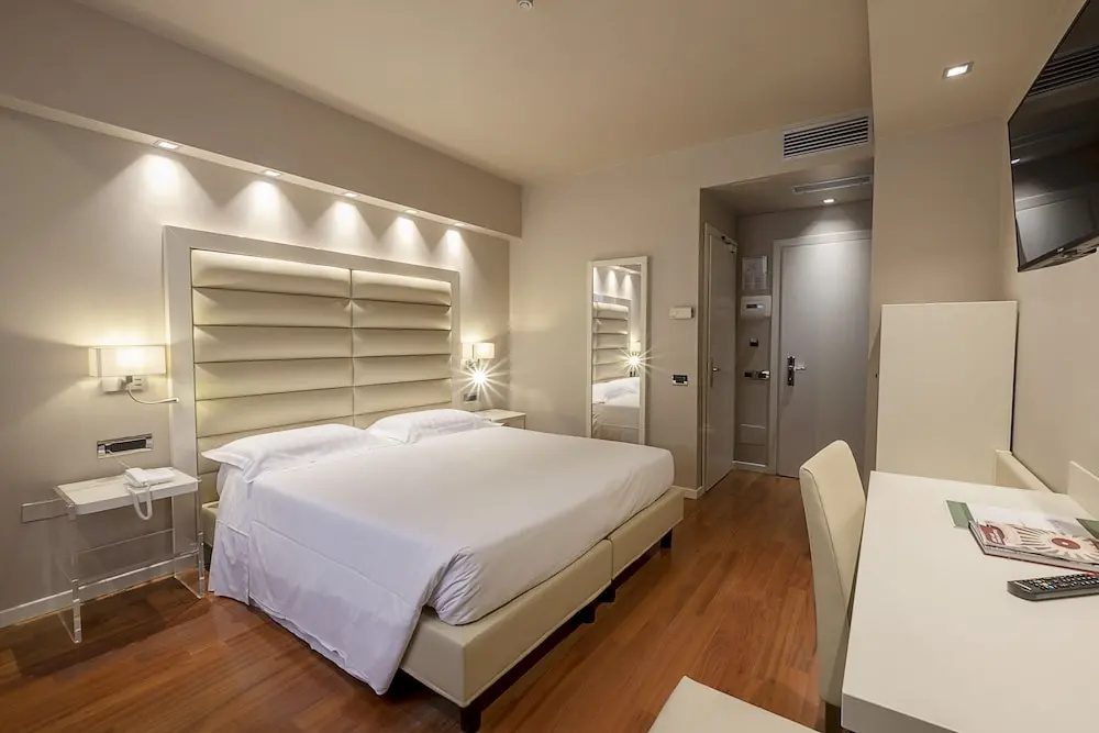Hotel Touring - Chambres