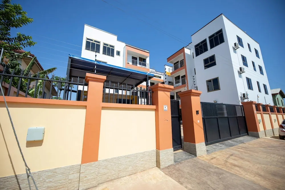 1 Bed Furnished Apartment - Wifi, Aircon, Security